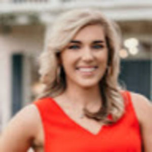 Meet your Posher, Elizabeth